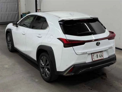 LEXUS UX
