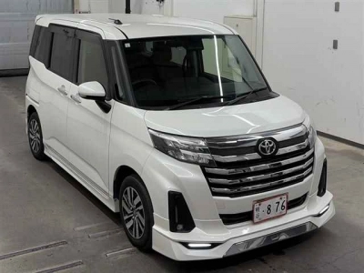 TOYOTA TANK