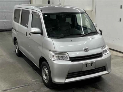 TOYOTA TOWN ACE VAN