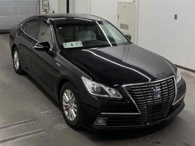 TOYOTA CROWN HYBRID