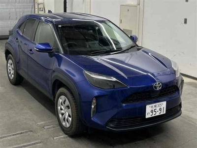 TOYOTA YARIS CROSS