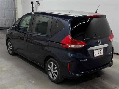HONDA FREED HYBRID