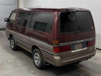 TOYOTA HIACE WAGON