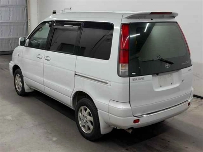 TOYOTA LITE ACE NOAH