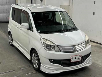 MITSUBISHI DELICA D:2