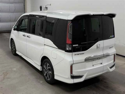 HONDA STEPWGN SPADA