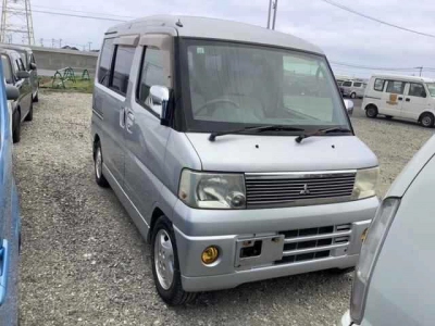 MITSUBISHI TOWN BOX