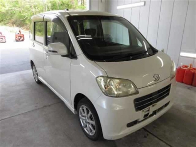 DAIHATSU TANTO EXE