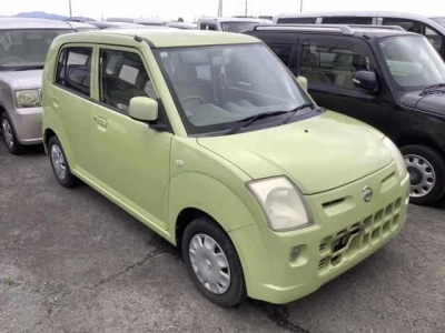 NISSAN PINO