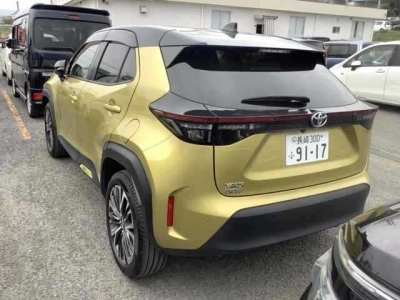 TOYOTA YARIS CROSS