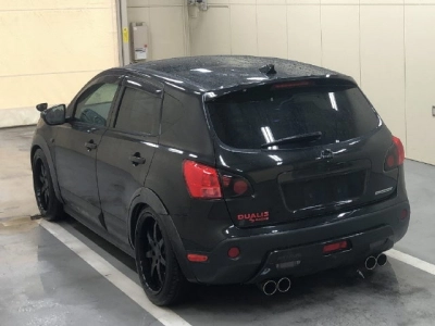 NISSAN DUALIS