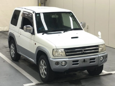 MITSUBISHI PAJERO MINI