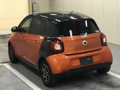 SMART FOURFOUR