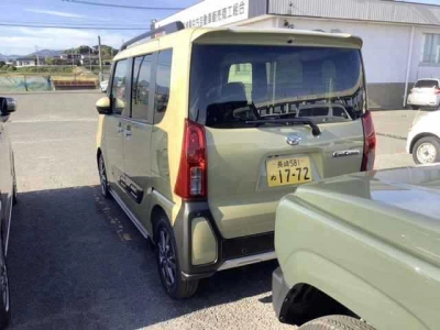 DAIHATSU TANTO FUN CROSS