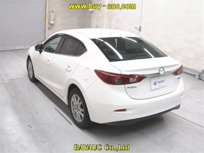 MAZDA AXELA HYBRID