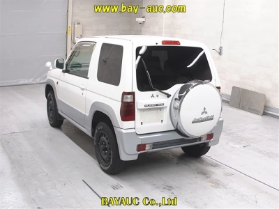 MITSUBISHI PAJERO MINI