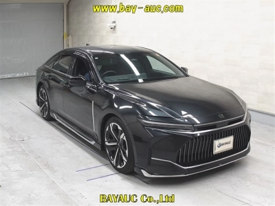 TOYOTA CROWN HYBRID