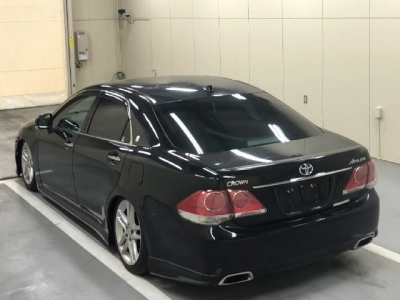 TOYOTA CROWN ATHLETE