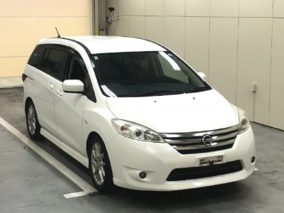 NISSAN LAFESTA