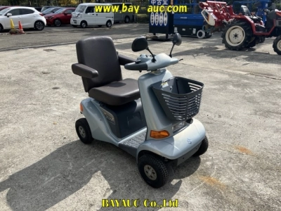 SUZUKI SENI RED 