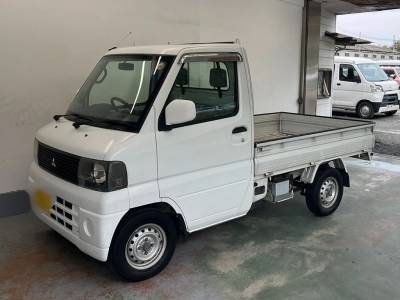 MITSUBISHI MINICAB TRUCK