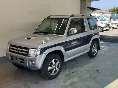 MITSUBISHI PAJERO MINI