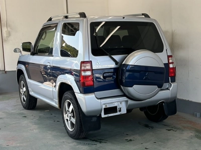 MITSUBISHI PAJERO MINI