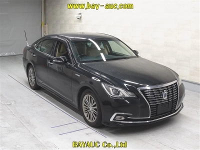 TOYOTA CROWN HYBRID
