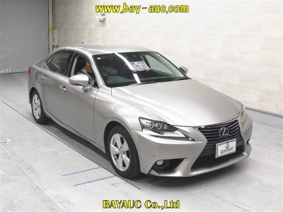 LEXUS IS