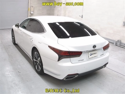 LEXUS LS