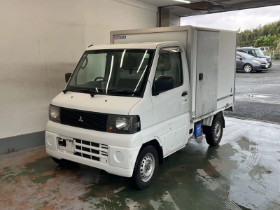 MITSUBISHI MINICAB TRUCK