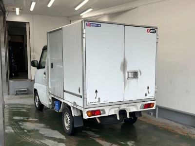 MITSUBISHI MINICAB TRUCK