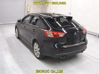 MITSUBISHI GALANT FORTIS SPORTBACK