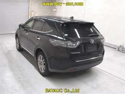 TOYOTA HARRIER
