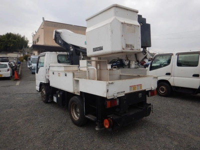 ISUZU ELF