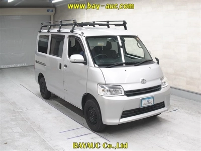TOYOTA TOWN ACE VAN