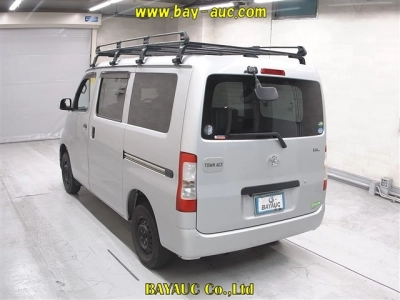 TOYOTA TOWN ACE VAN
