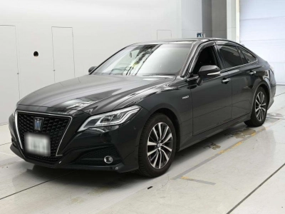 TOYOTA CROWN HYBRID