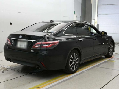 TOYOTA CROWN HYBRID