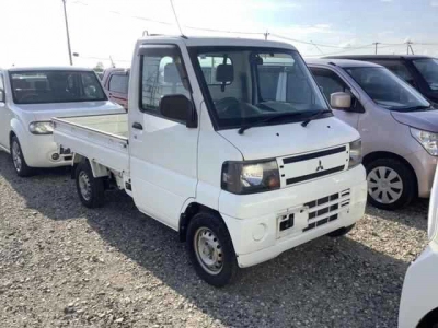 MITSUBISHI MINICAB TRUCK