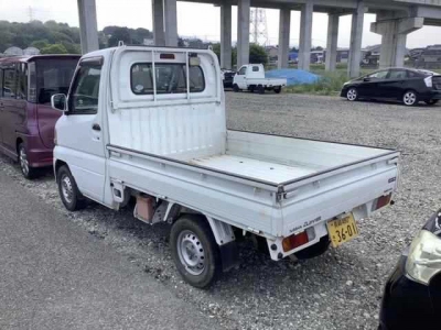 NISSAN CLIPPER TRUCK