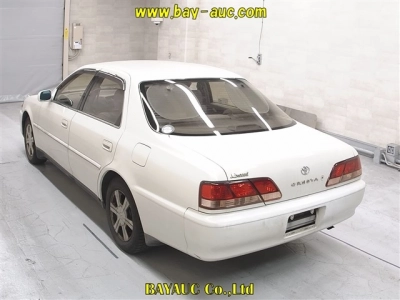 TOYOTA CRESTA