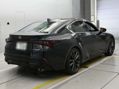 LEXUS IS