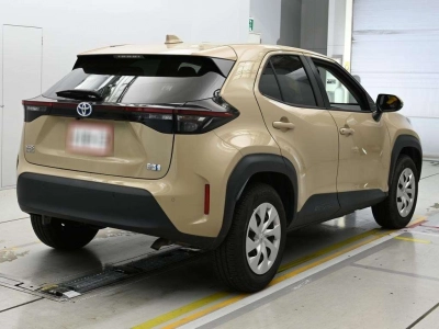 TOYOTA YARIS CROSS