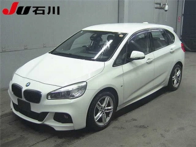 BMW 2 SERIES
