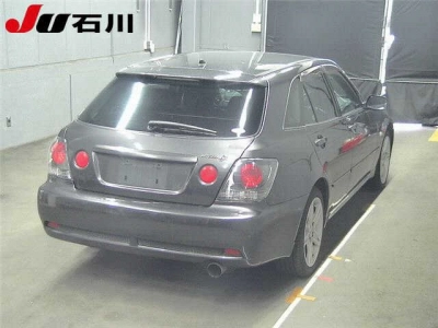 TOYOTA ALTEZZA GITA