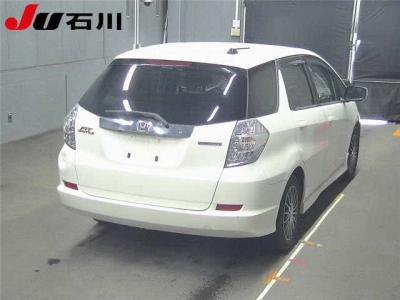 HONDA FIT SHUTTLE
