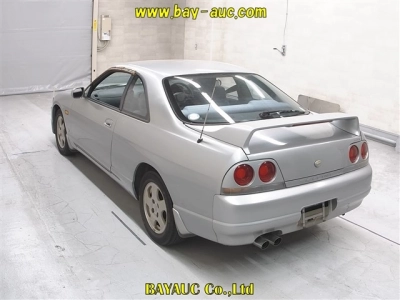 NISSAN SKYLINE