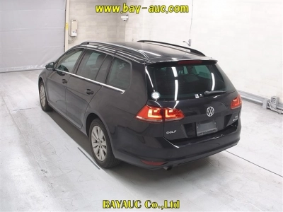 VOLKSWAGEN GOLF VARIANT