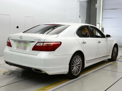 LEXUS LS